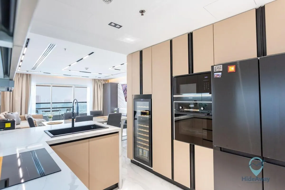 Bright Modern 1Br Heart Of Jlt Skyline Views Apartment Dubai