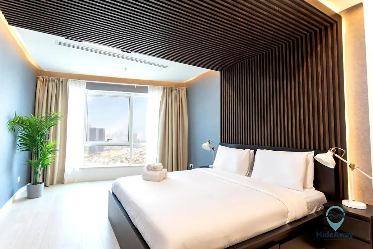 Apartamento Bright Modern 1Br Heart Of Jlt Skyline Views Dubái